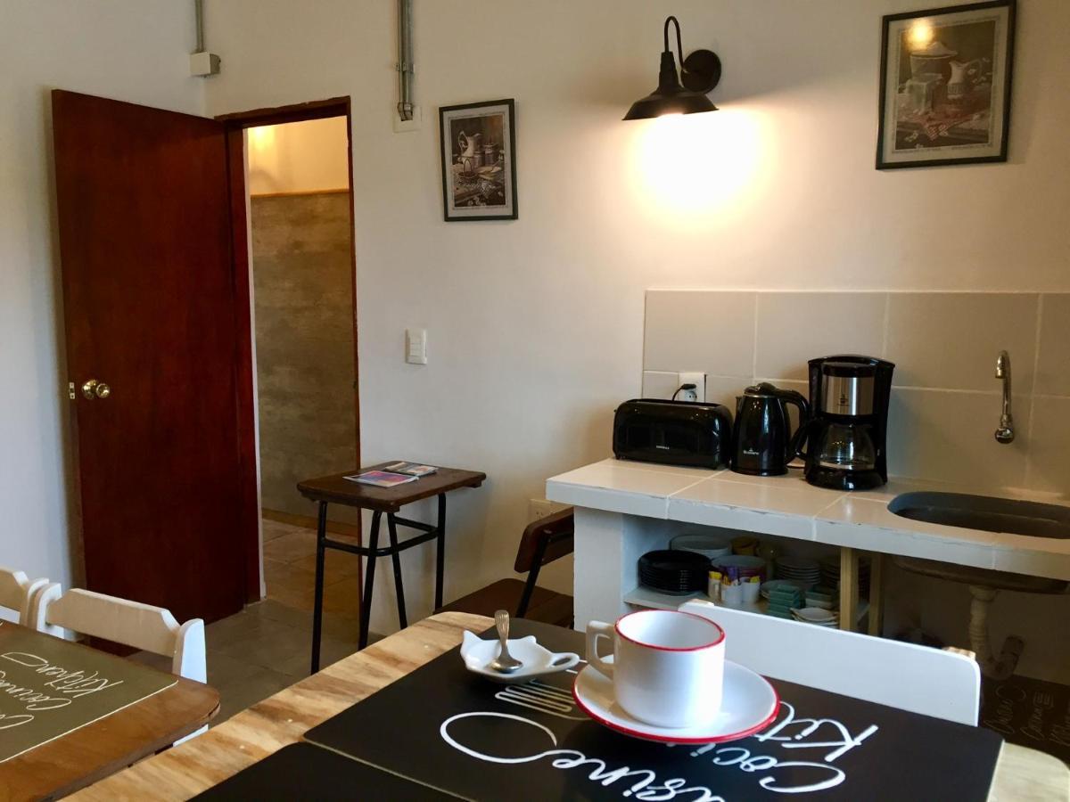 Rios Que Nos Unen Hostel Colonia del Sacramento Exteriör bild